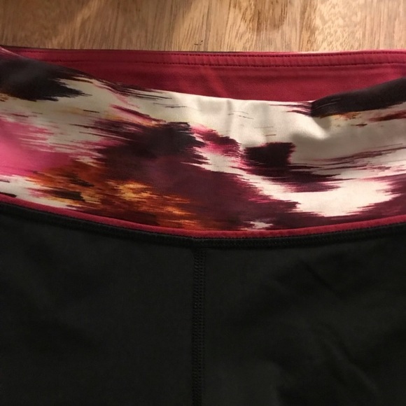 Lululemon bundle pants & leggings - size 4 - Picture 7 of 9